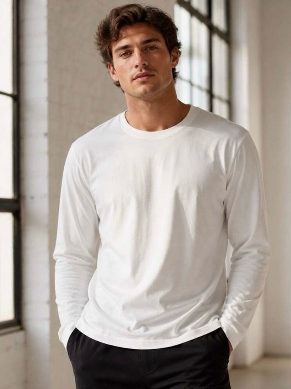Banana Republic Mens Soft Wash White Long Sleeve Tee, Large